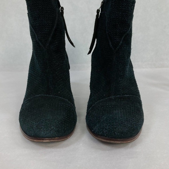 Toms Boots Womens Sz 9 Black Suede Block High Heel Ankle Round Toe Side Zip - Picture 2 of 7